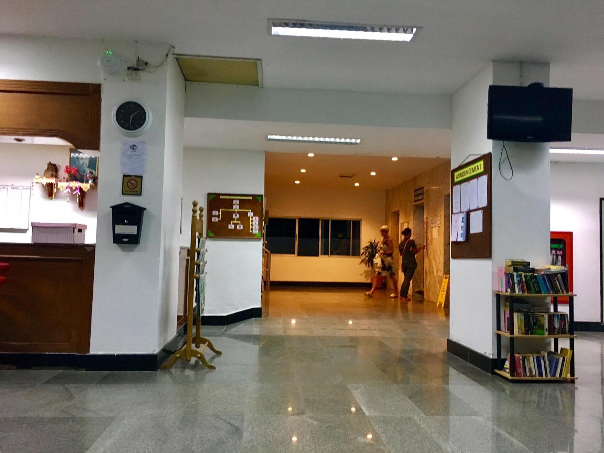 Rayong Condochain By Rainbow Ban Phe Exterior foto